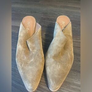 Matisse, size8, tan color